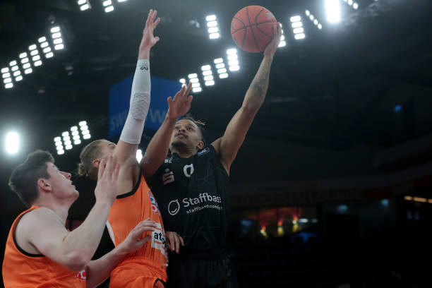 球队加强了 球队加强了