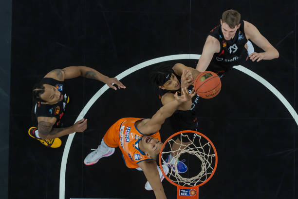 引起全球的 引起全球的