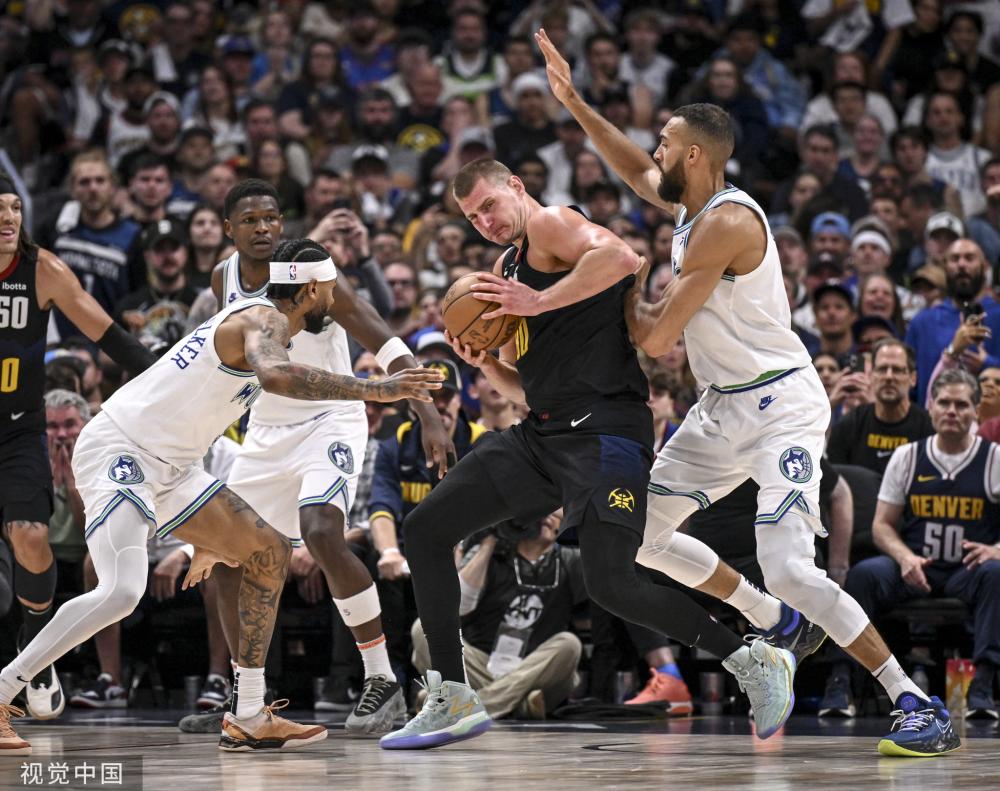 足的进攻 足的进攻